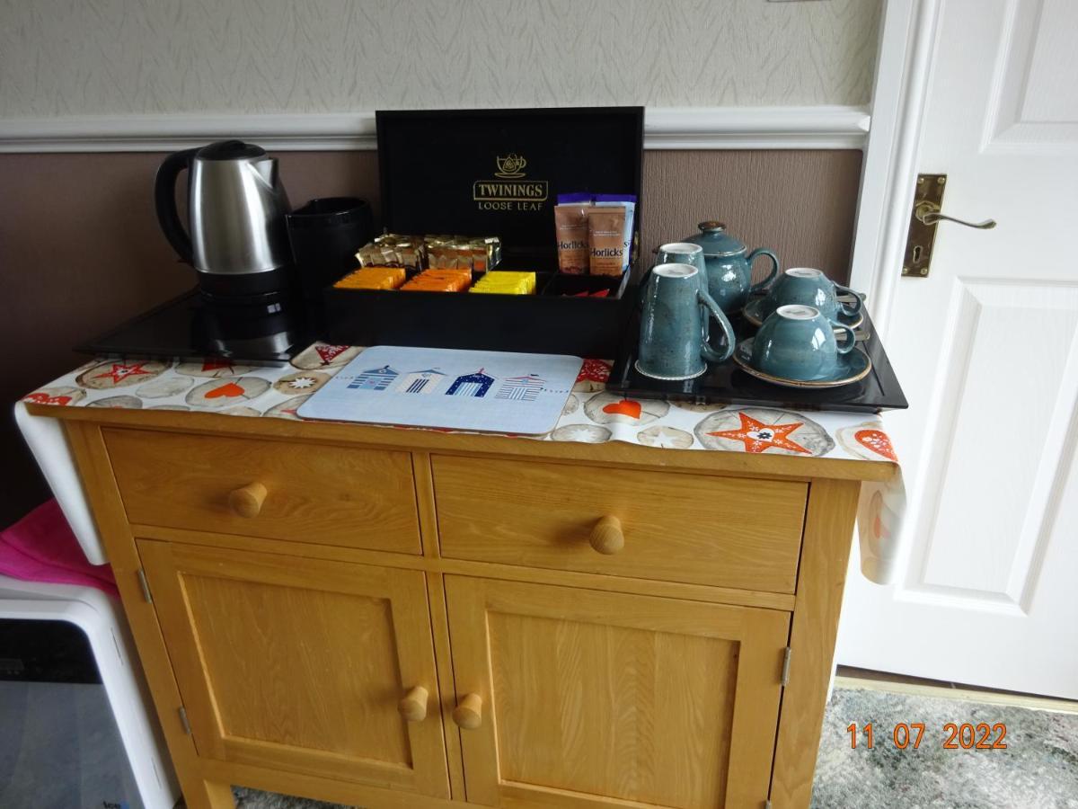 Sterling Bed & Breakfast Llandudno Exteriör bild